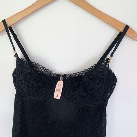 Victoria’s Secret Very Sexy black micro mesh stretch crochet lace bust camisole - Picture 2 of 13